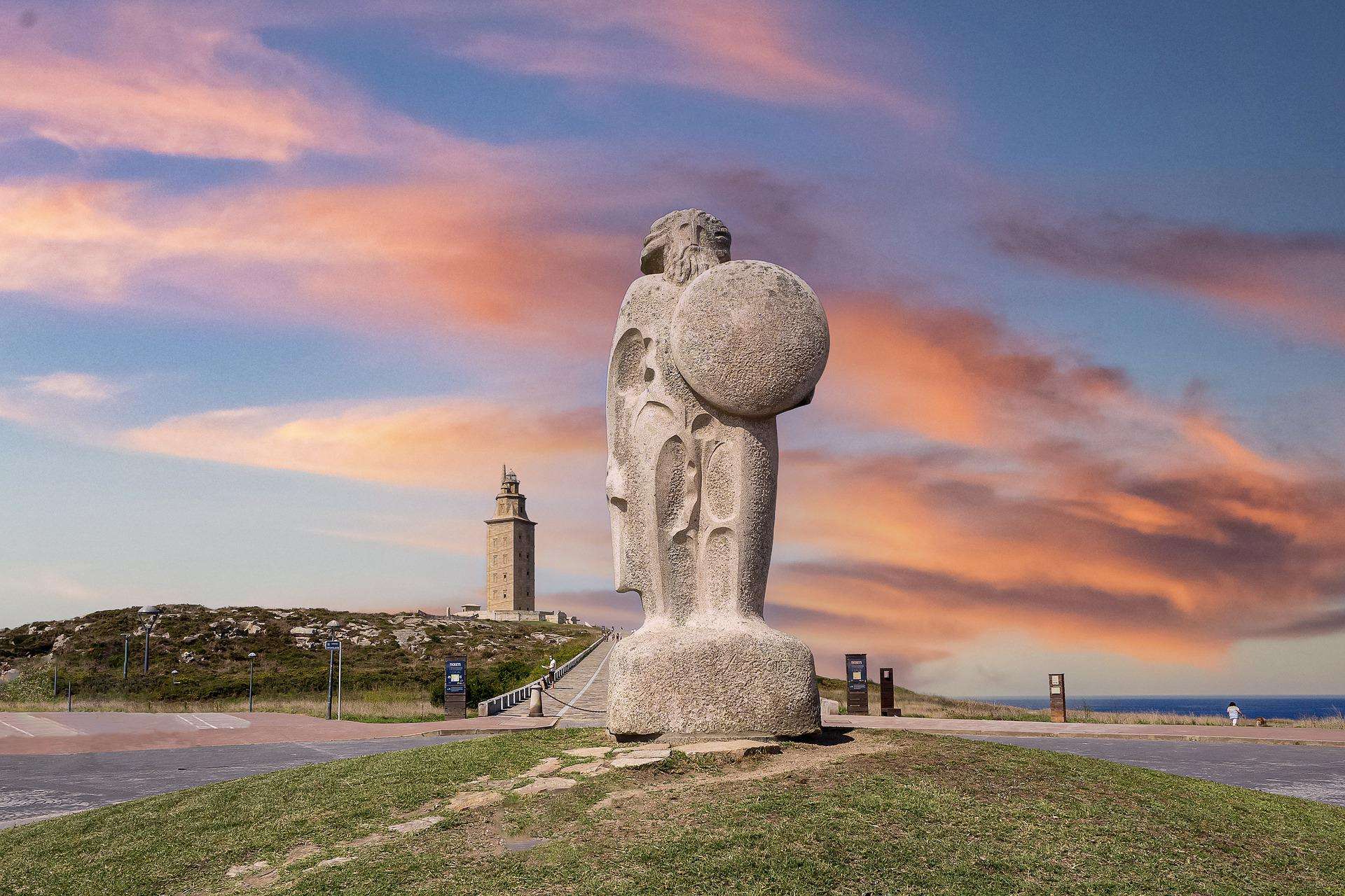 Visita A Coruña - Estatua Breogán